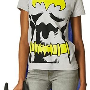 DC Comics Batgirl T-Shirt with Cape and Mask